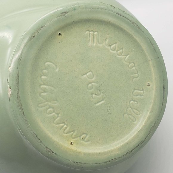 Vintage Mission Bell California Pottery Ceramic Celadon Green Pitcher. Measures - Picture 5 of 5